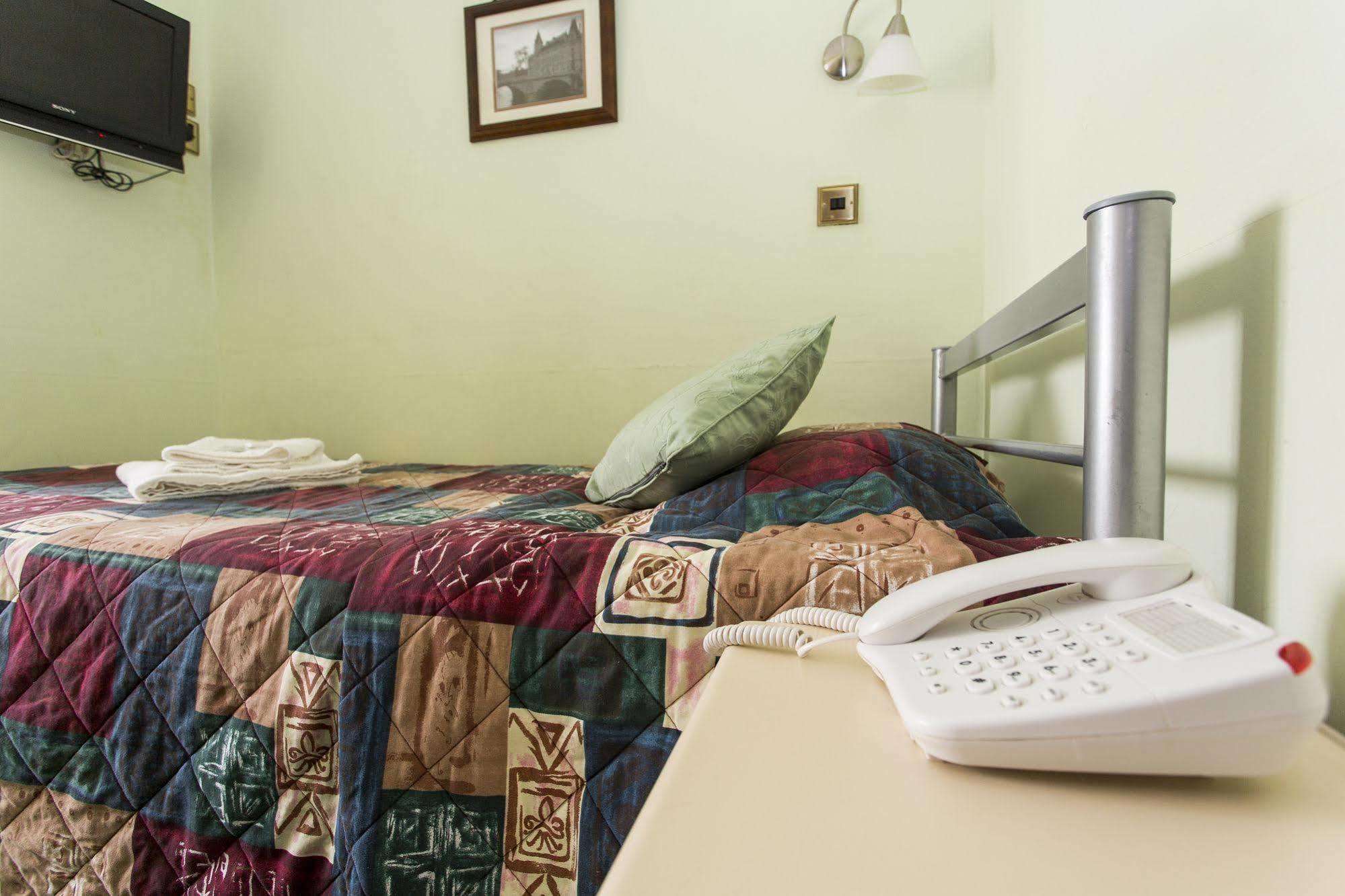 Oyo Ridgeway Hotel Chingford Εξωτερικό φωτογραφία